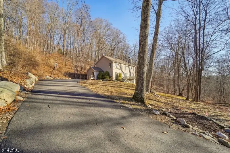 1007 Hillside Ave, Hampton Township, NJ 07860 - Image #2