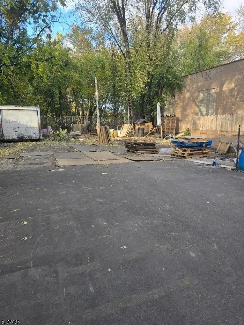 213 N 1st St, Paterson, NJ 07522 - Image #3