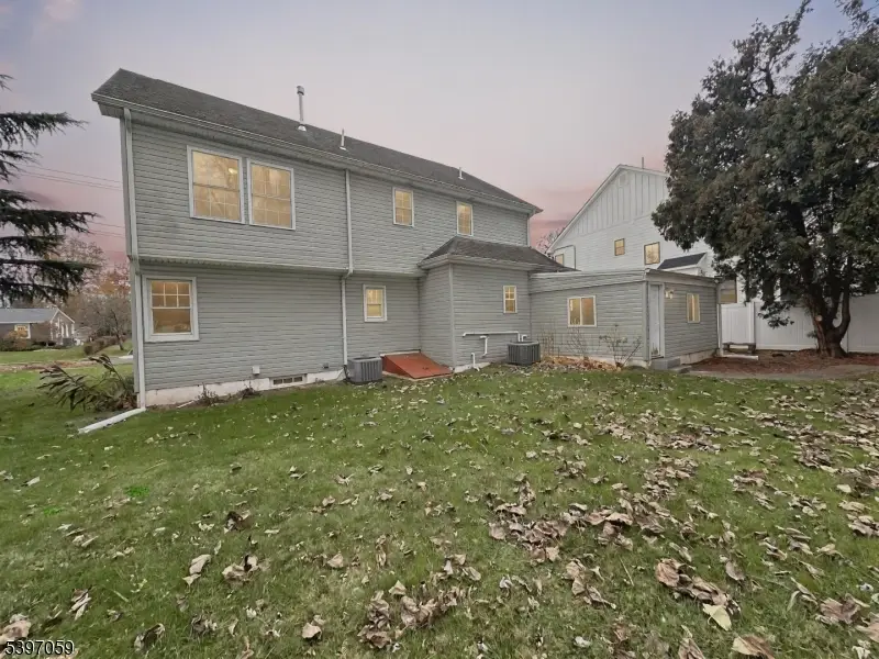 38 Meadow Rd, Clark, NJ 07066 - Image #2