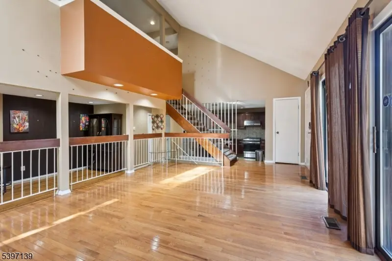 32 Magnolia Ct, Monmouth Junction, NJ 08852 - Image #3