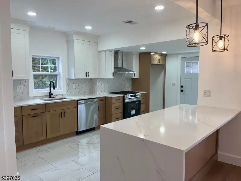 43 S Michigan Ave, Kenilworth, NJ 07033 - Image #3