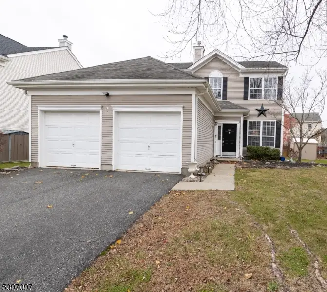 55 Saxton Dr, Hackettstown, NJ 07840 - Image #1