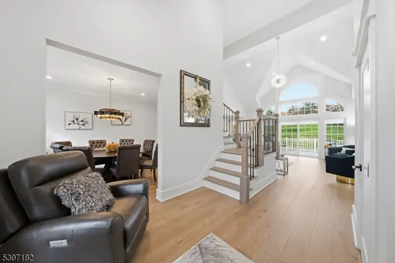 14 Country Ln, Hardyston, NJ 07419 - Image #3