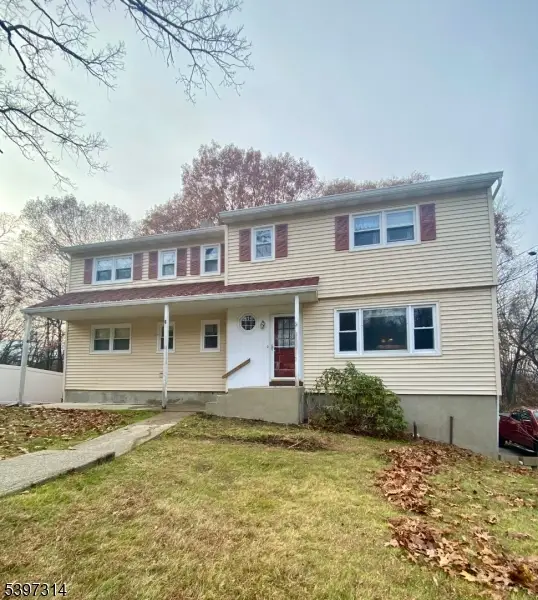 15 Hemlock Dr, Vernon Township, NJ 07461 - Image #1