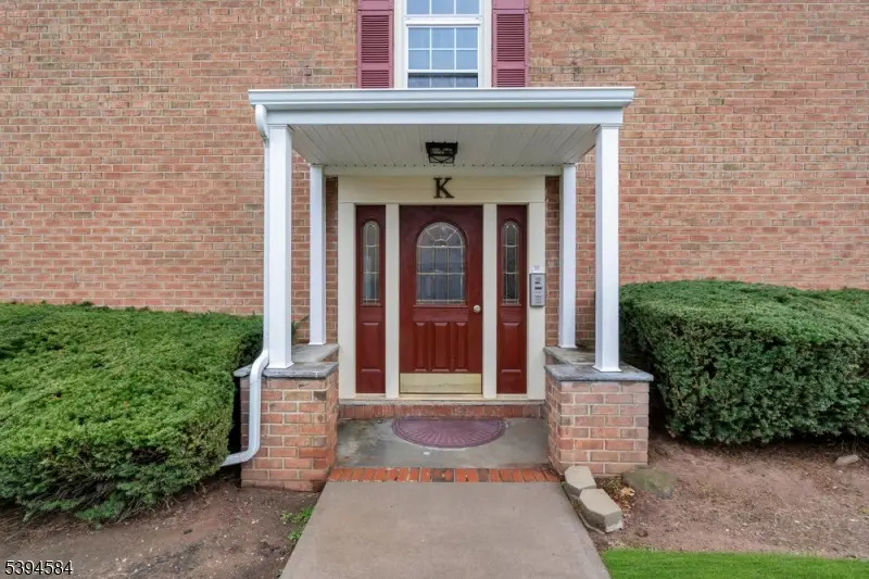 605 Grove St #4, Clifton, NJ 07013 - Image #3