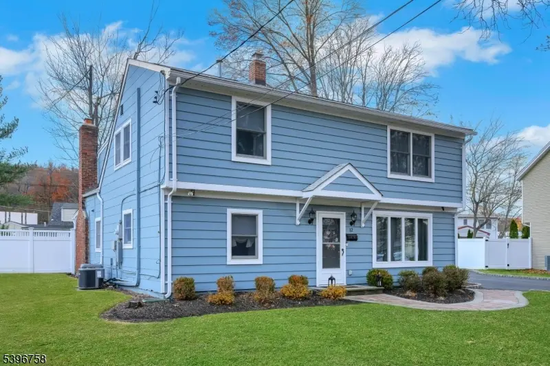 12 Bergen Dr, Cedar Grove, NJ 07009 - Image #3