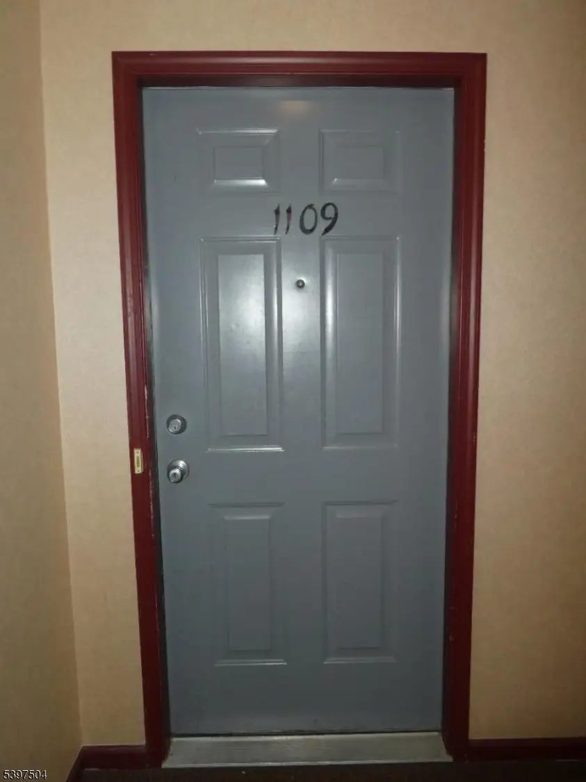 1109 Stoneridge Cir #09, Helmetta, NJ 08828 - Image #2