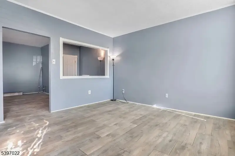 929 Bordentown Rd, Burlington, NJ 08016 - Image #2