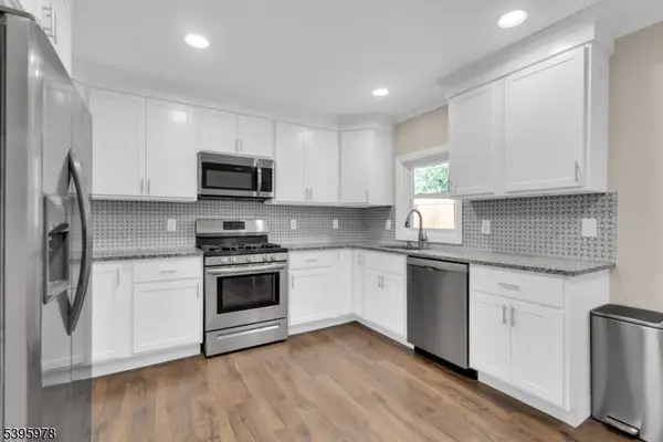 55 Lyons Rd, Jefferson Twp., NJ 07438