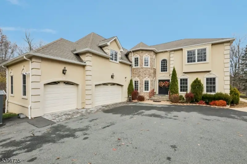 727 Woodport Rd, Sparta, NJ 07871 - Image #1