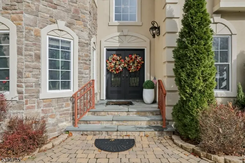 727 Woodport Rd, Sparta, NJ 07871 - Image #2