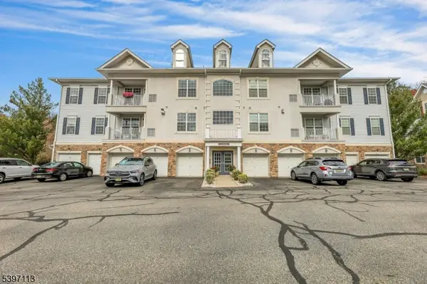 6 Cliff Rd #D2, Woodland Park, NJ 07424