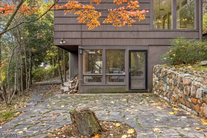 45 Greenwood Ave, Pleasantdale, NJ 07052 - Image #3