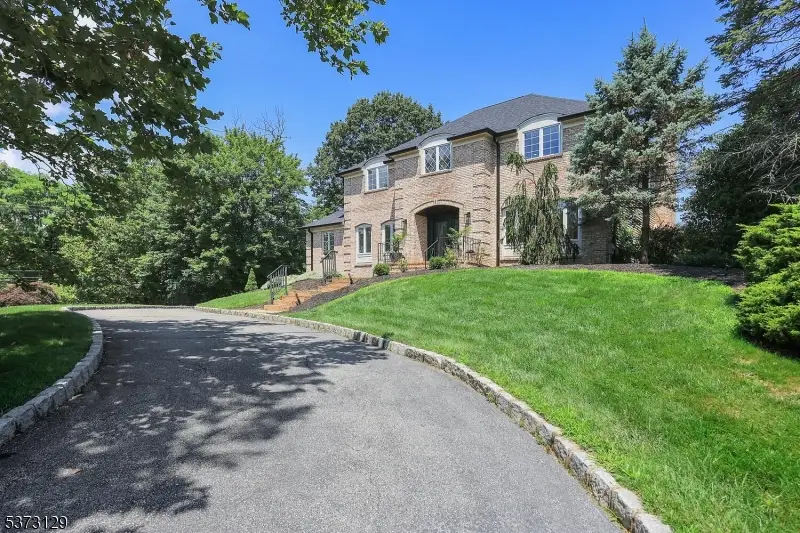 1 Manor Dr, Morris, NJ 07960 - Image #3