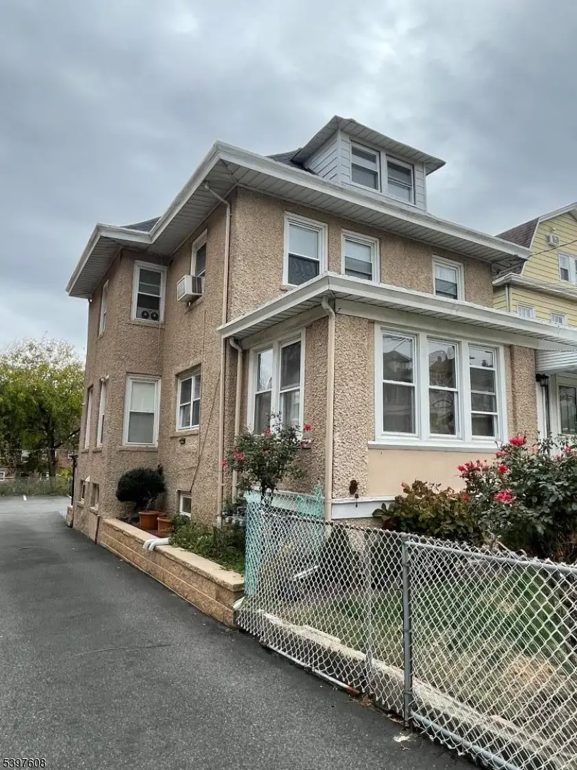 25 Park Ave, Passaic, NJ 07055 - Image #2