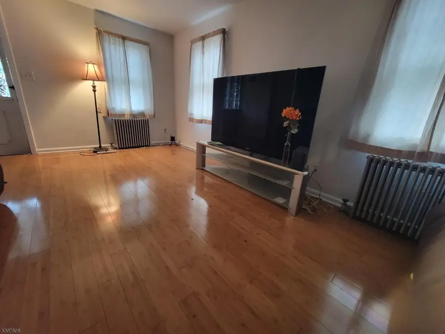 333 Livingston Rd, Linden, NJ 07036 - Image #3