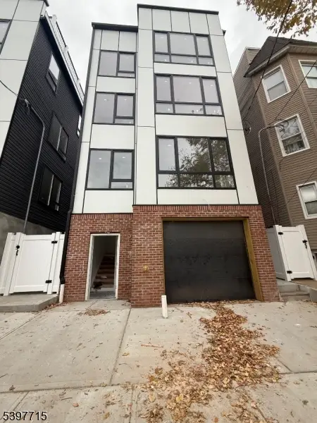 37 S 7th St, Newark, NJ 07107 - Image #1