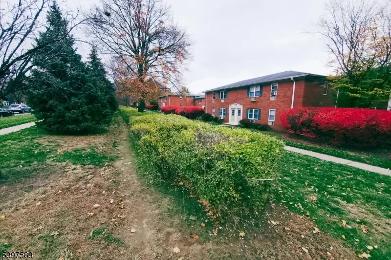 1124-1B Valley Rd #1B, Wayne, NJ 07470 - Image #2