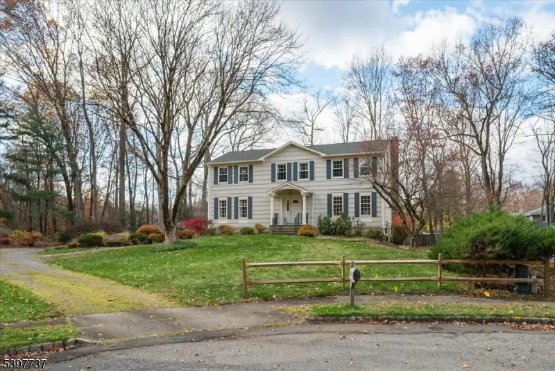 1 Jardine Ct, Morris, NJ 07950 - Image #2