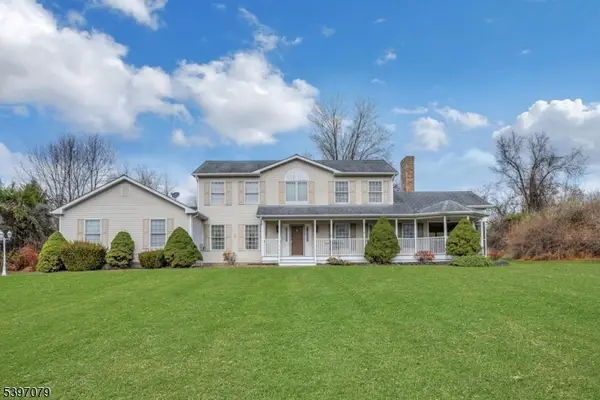 8 Woodruff Way, Knowlton Twp., NJ 07832