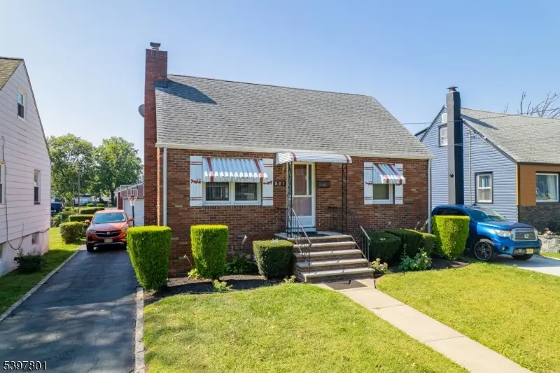 807 Carnegie St, Linden, NJ 07036 - Image #3
