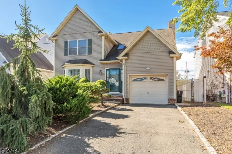 126 N 13th St, Kenilworth, NJ 07033 - Image #1