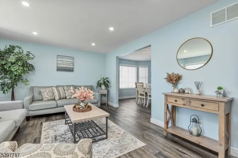 126 N 13th St, Kenilworth, NJ 07033 - Image #3