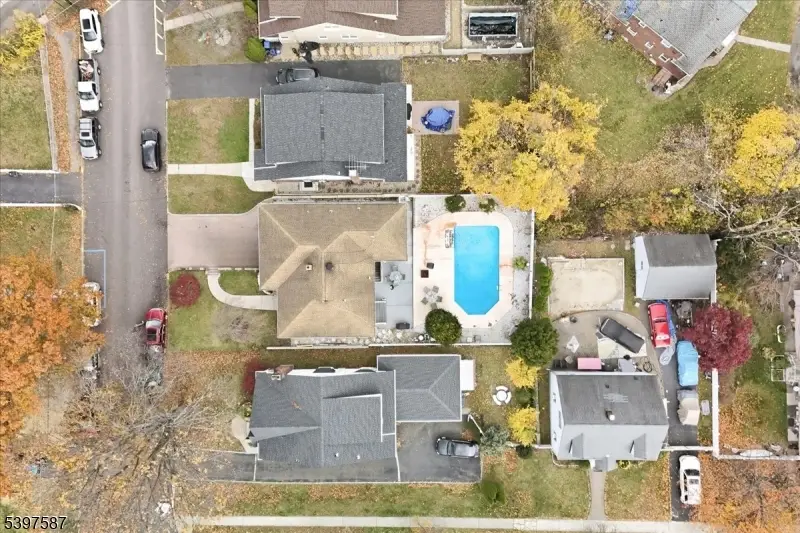 175 Weaver Ave, Bloomfield, NJ 07003 - Image #2