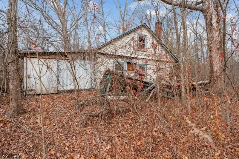 6 Woodlawn Ave, Frankford, NJ 07826 - Image #1