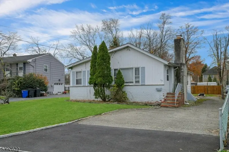 38 Klinger Rd, East Hanover, NJ 07936 - Image #1