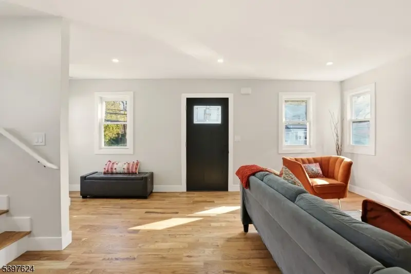 68 Bell St, Brookdale, NJ 07003 - Image #3