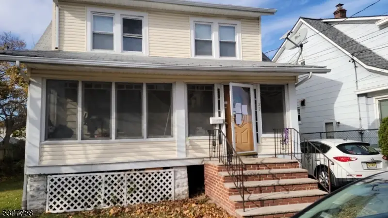 27 Roselyn Pl, Vauxhall, NJ 07088 - Image #1
