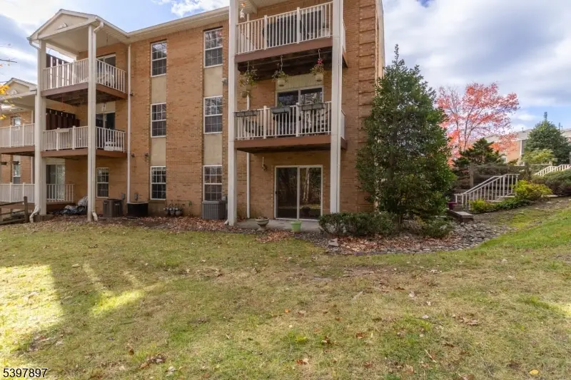 241 Vista Dr #241, Cedar Knolls, NJ 07927 - Image #3