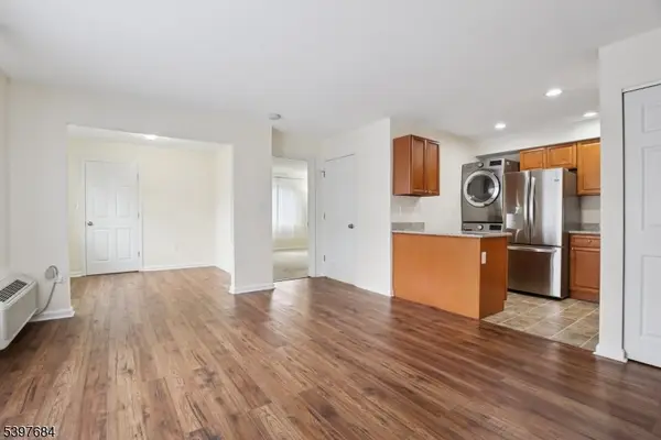 17 Norwich Pl #17, Franklin Twp., NJ 08873