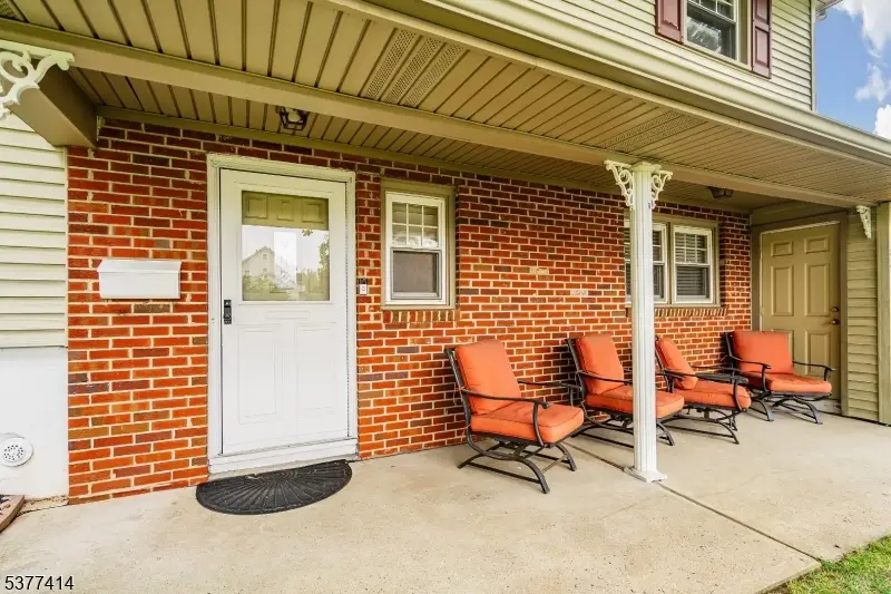 53 Richard St, Clark, NJ 07066 - Image #3