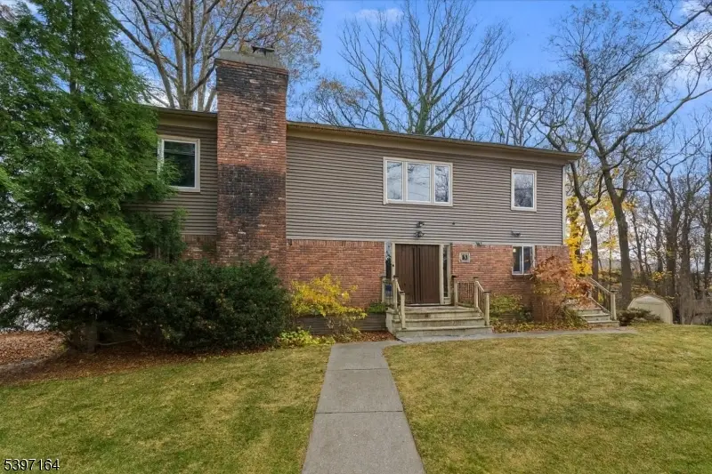 53 Pequot Rd, Ringwood, NJ 07456 - Image #2