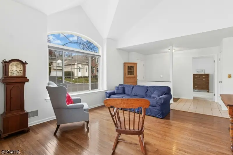 14 Schindler Ct, Chatham, NJ 07928 - Image #2