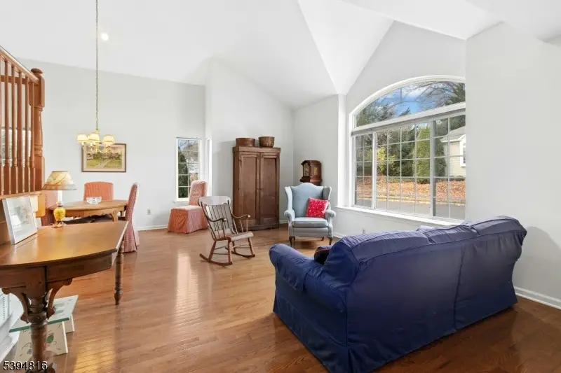 14 Schindler Ct, Chatham, NJ 07928 - Image #3