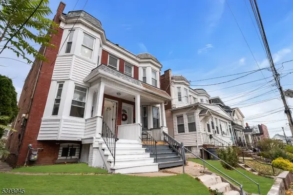 19 Stewart Pl, Elizabeth City, NJ 07202