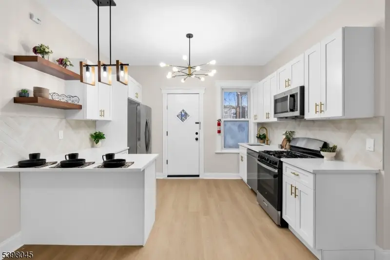 19 Stewart Pl, Elizabeth, NJ 07202 - Image #2