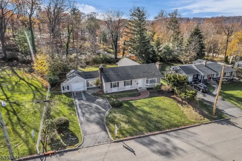 90 Jacobus Ave, Little Falls, NJ 07424 - Image #2