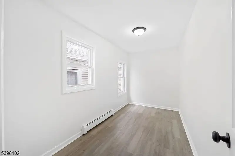 334 Pine St, Elizabethport, NJ 07206 - Image #2