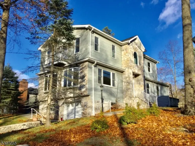 592 Dell Rd, Landing, NJ 07850 - Image #3