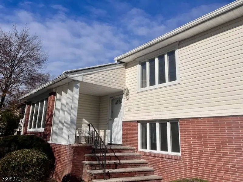 7 Buckingham Rd, West Orange, NJ 07052 - Image #2