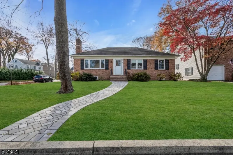 129 Spring Garden St, Cranford, NJ 07016 - Image #2