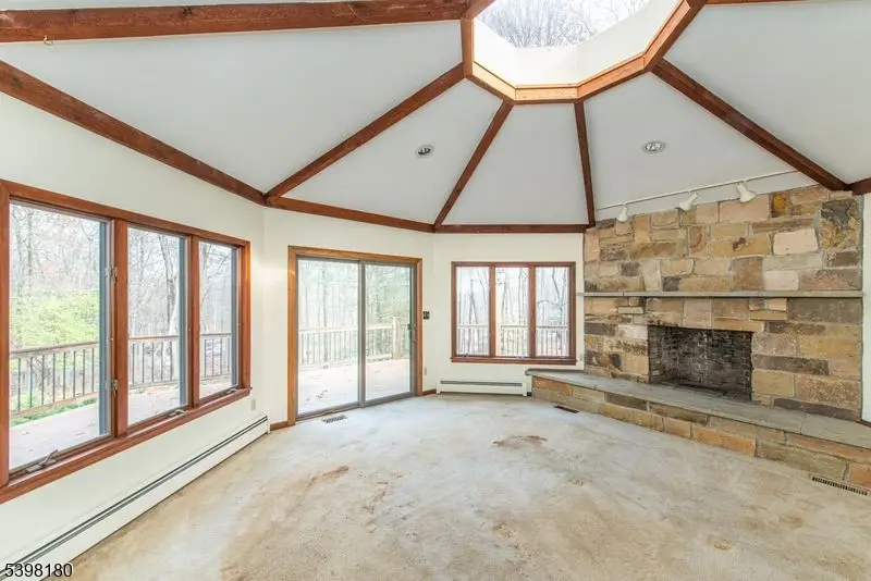 24 Wehrli Rd, Washington, NJ 07853 - Image #3