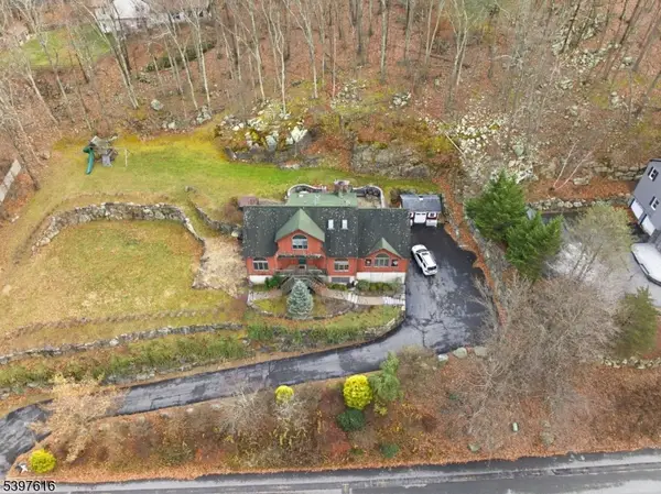 11 Joan Dr, Byram Twp., NJ 07874