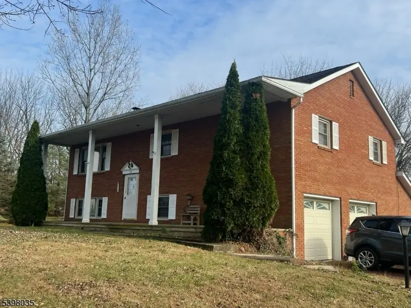 215 Anderson Rd, Franklin, NJ 08802 - Image #2