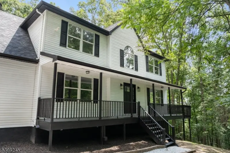 51 Pidgeon Hill Rd, Wantage, NJ 07461 - Image #1