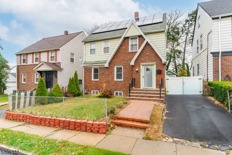 327 Field Pl, Hillside, NJ 07205 - Image #2